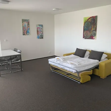 Otel Rakovec Brno