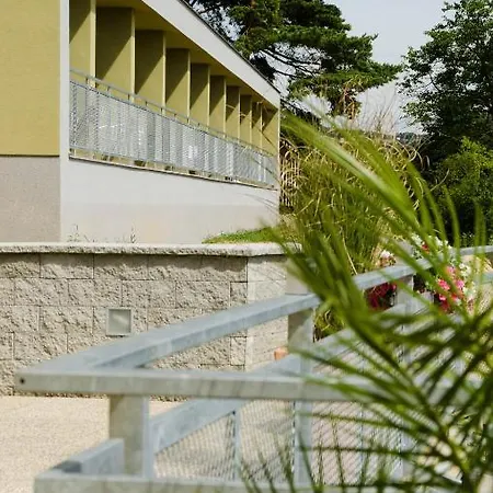 Hotel Rakovec 3*