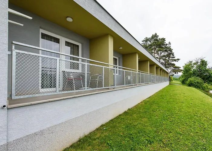 Hotell Rakovec